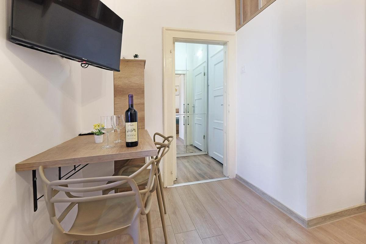 Ikar Apartments 베오그라드 외부 사진