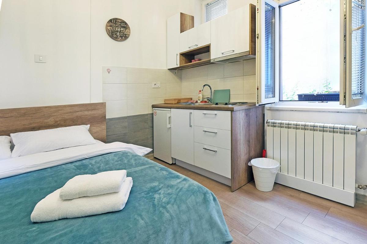 Ikar Apartments 베오그라드 객실 사진